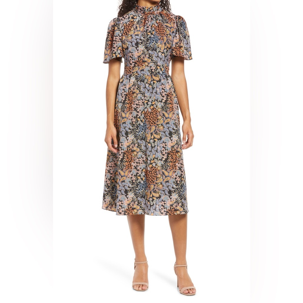 Julia Jordan - Print Flutter Sleeve Midi Dress